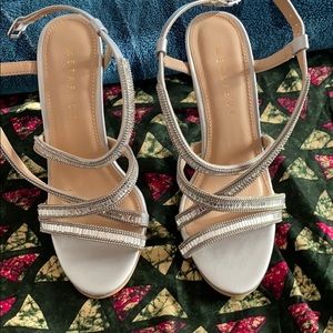 Women wedding high heel size 6